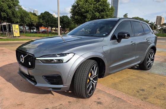 VOLVO XC60 2.0 T8 HYBRID POLESTAR ENGINEERED AWD GEARTRONIC